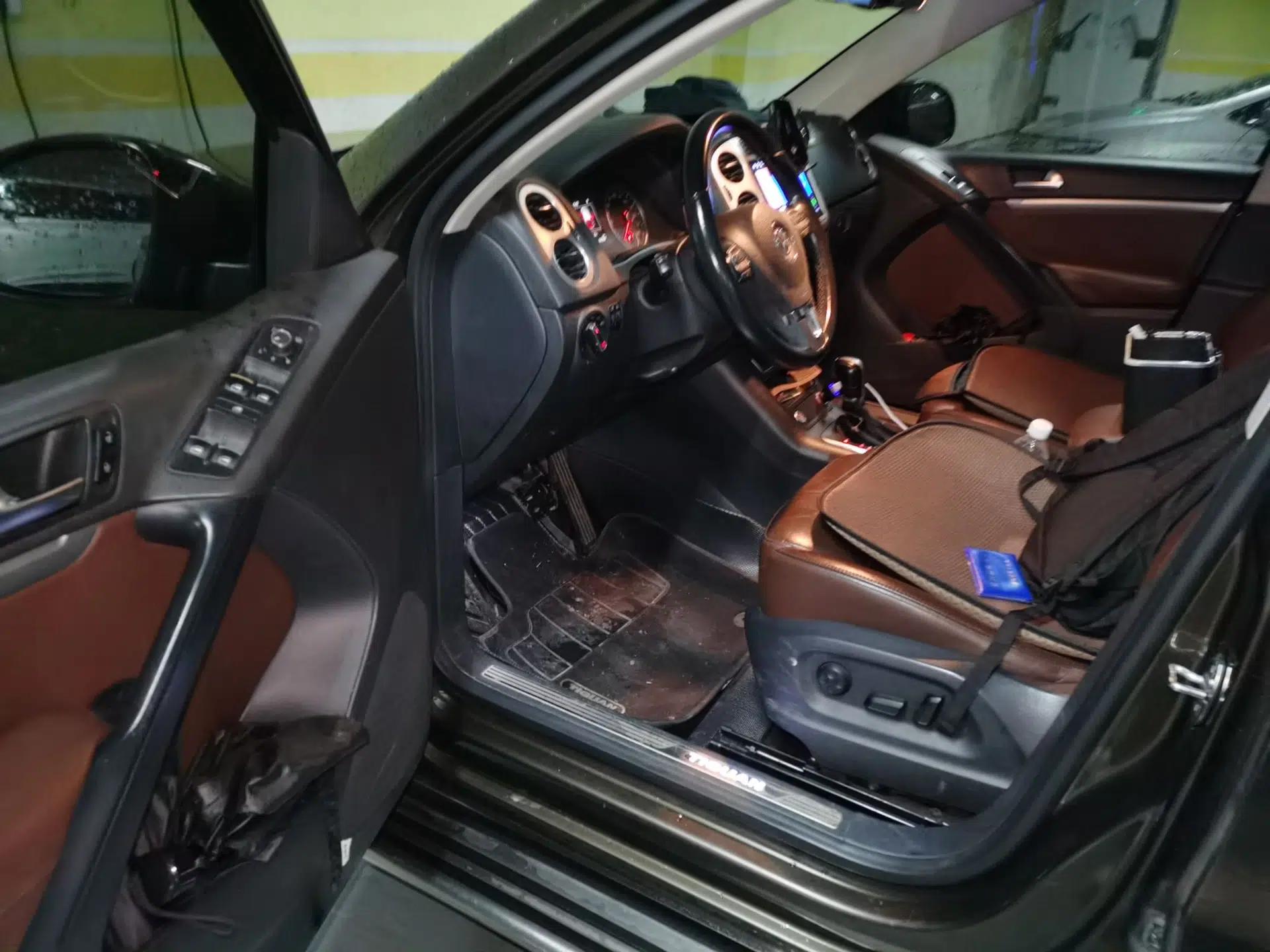 Volkswagen Tiguan 2015 1.8TSI Automatic Two-Wheel Drive Luxury Model — миниатюра 16