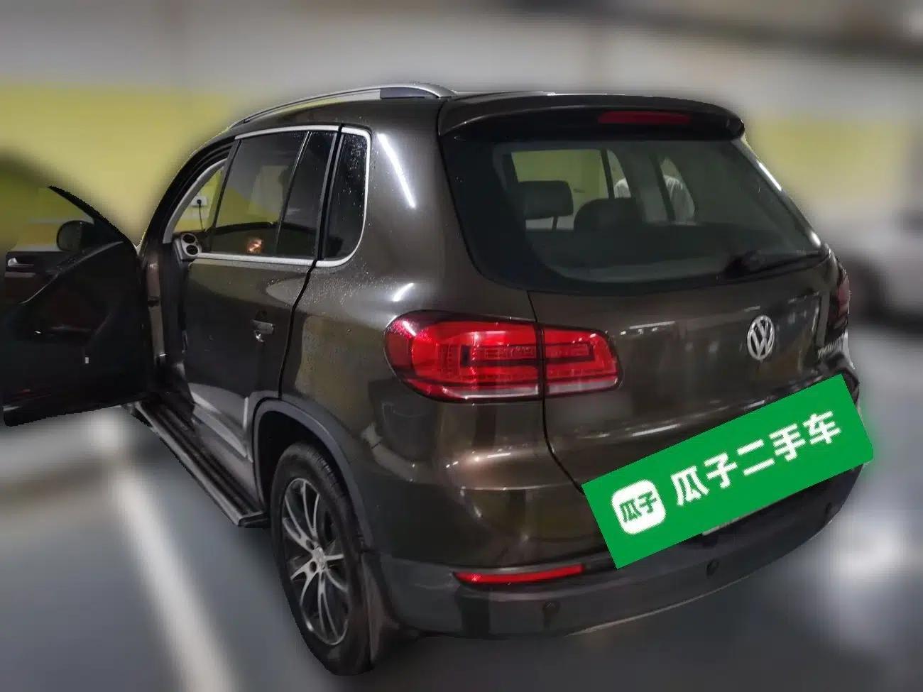 Volkswagen Tiguan 2015 1.8TSI Automatic Two-Wheel Drive Luxury Model — миниатюра 4