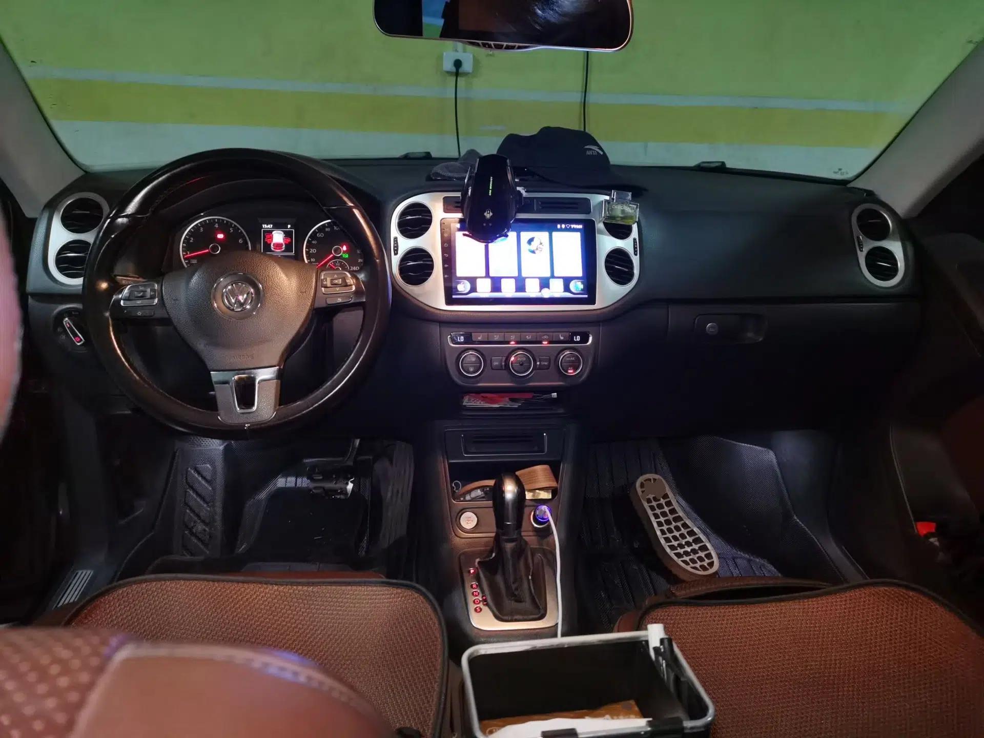 Volkswagen Tiguan 2015 1.8TSI Automatic Two-Wheel Drive Luxury Model — миниатюра 9