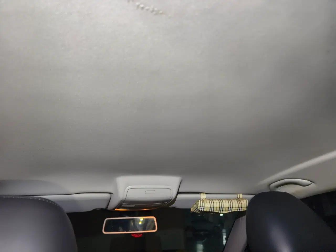 Volkswagen Tiguan 2015 1.8TSI Automatic Two-Wheel Drive Comfort Edition — миниатюра 18