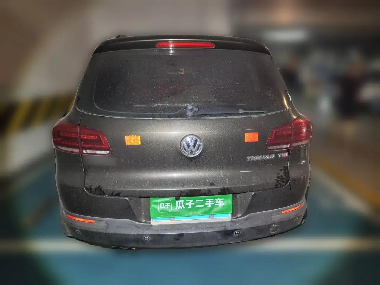 Volkswagen Tiguan 2015 1.8TSI Automatic Two-Wheel Drive Comfort Edition — миниатюра 5