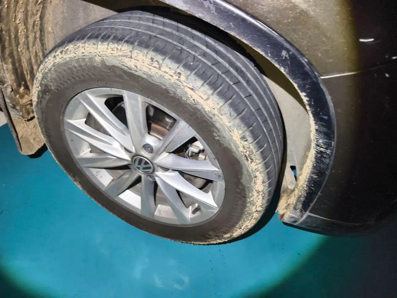 Volkswagen Tiguan 2015 1.8TSI Automatic Two-Wheel Drive Comfort Edition — миниатюра 8