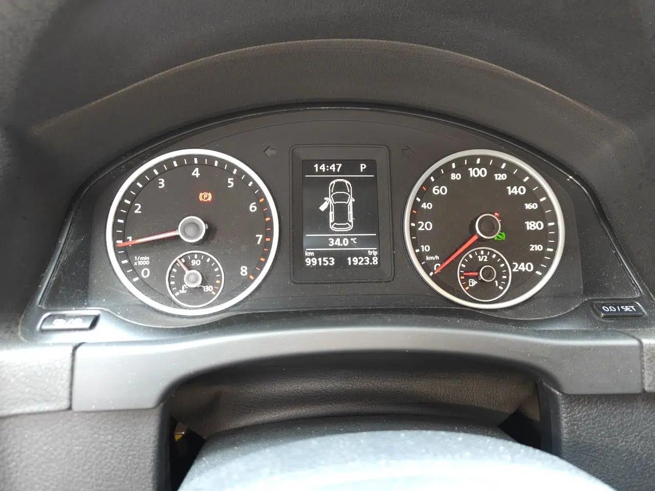 Volkswagen Tiguan 2016 300TSI Automatic Two-Wheel Drive Comfort Edition — миниатюра 11