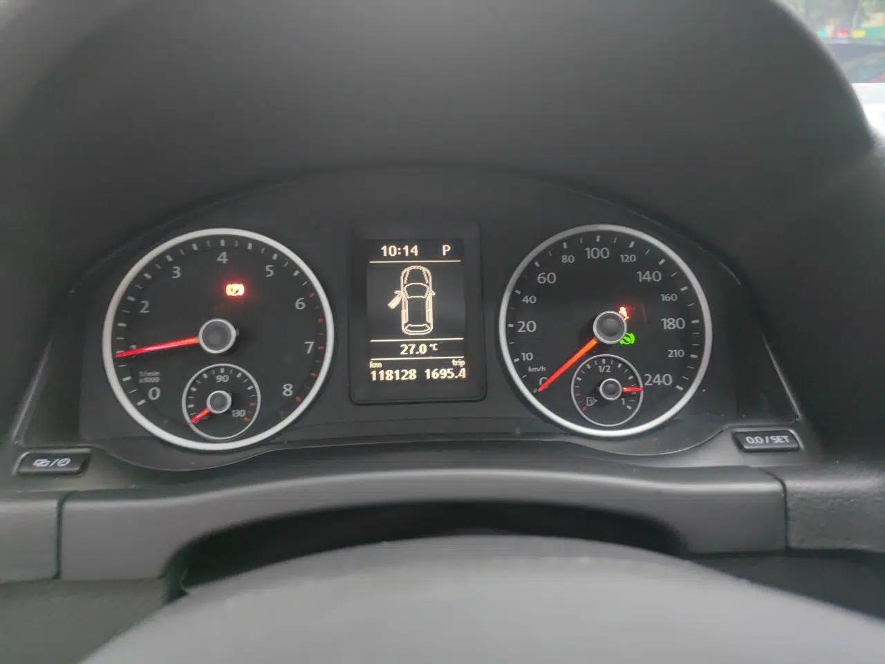 Volkswagen Tiguan 2015 1.8TSI Automatic Two-Wheel Drive Trend Edition — миниатюра 11