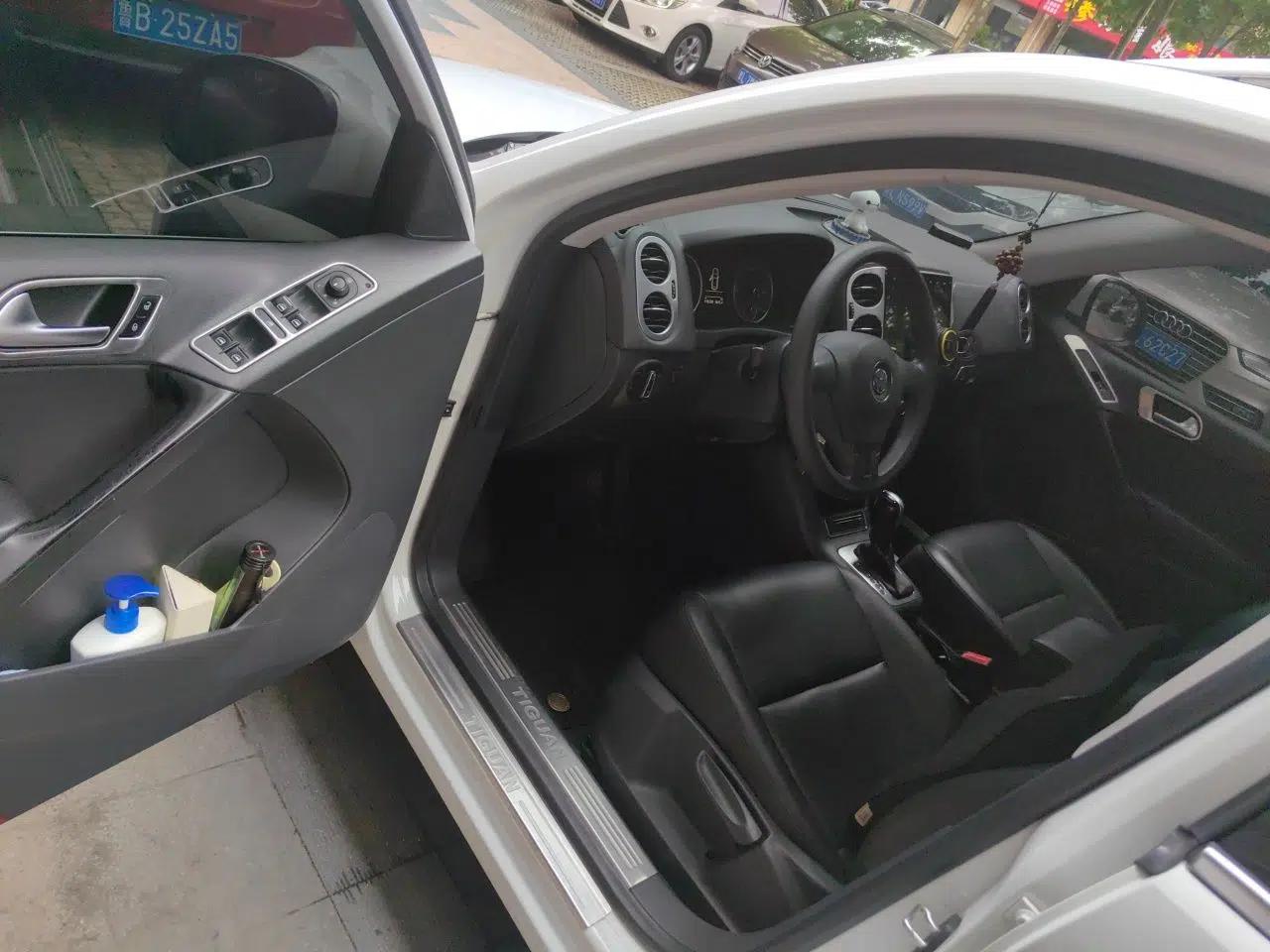 Volkswagen Tiguan 2015 1.8TSI Automatic Two-Wheel Drive Trend Edition — миниатюра 16