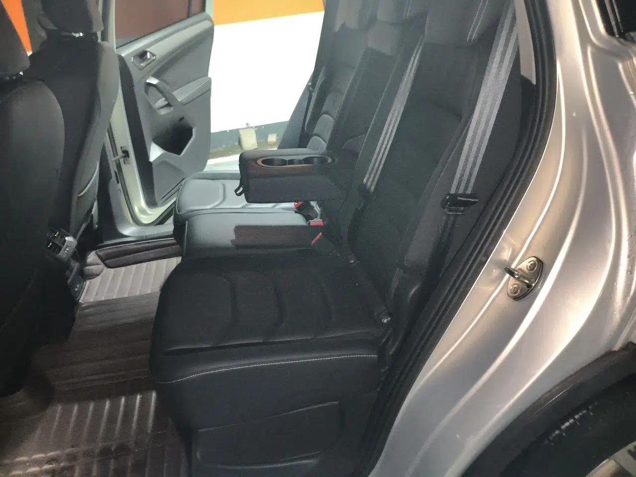 Volkswagen Tiguan L 2018 330TSI Automatic Two-Wheel Drive Comfort Edition — миниатюра 17