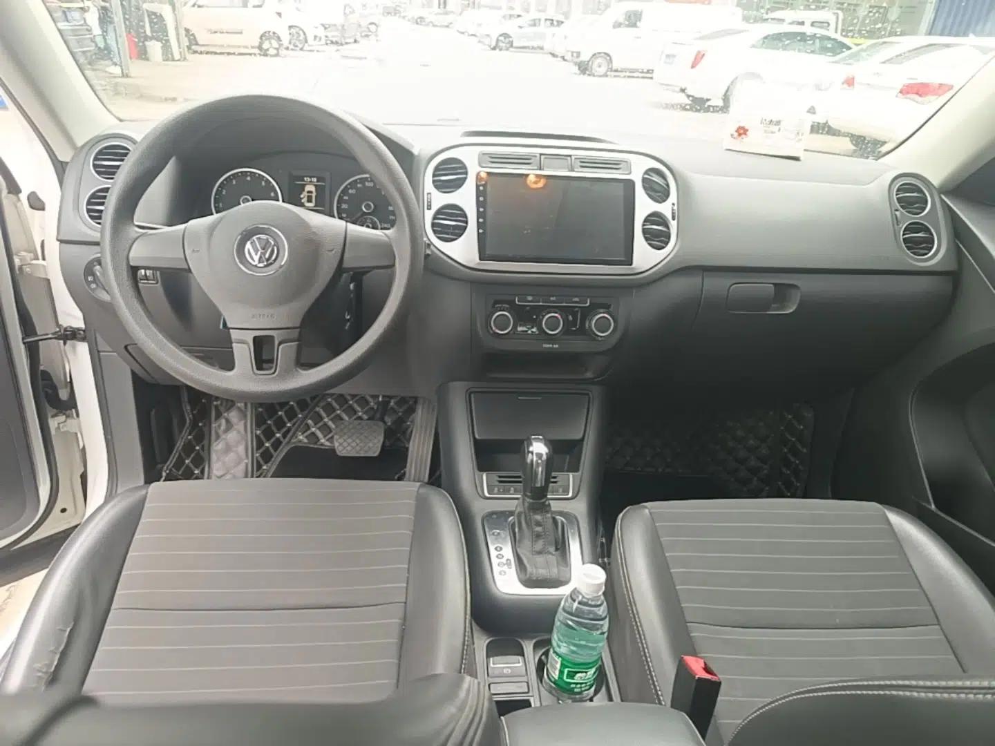 Volkswagen Tiguan 2016 280TSI Automatic Two-Wheel-Drive Silk Road Style Edition — миниатюра 12