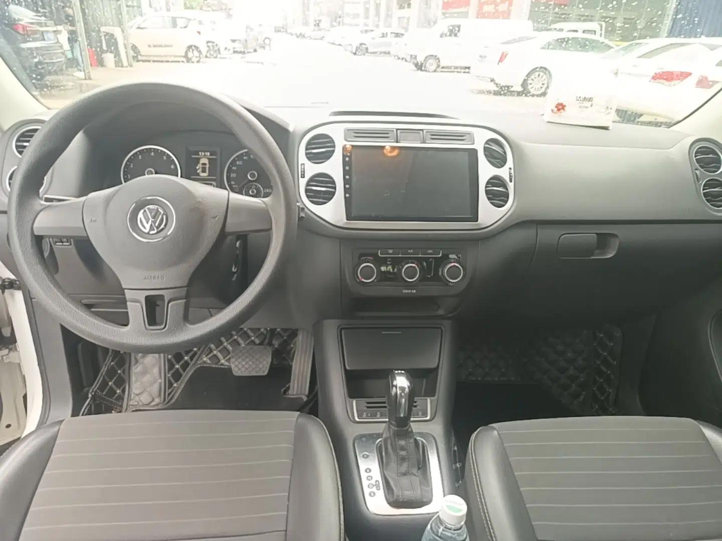 Volkswagen Tiguan 2016 280TSI Automatic Two-Wheel-Drive Silk Road Style Edition — миниатюра 15