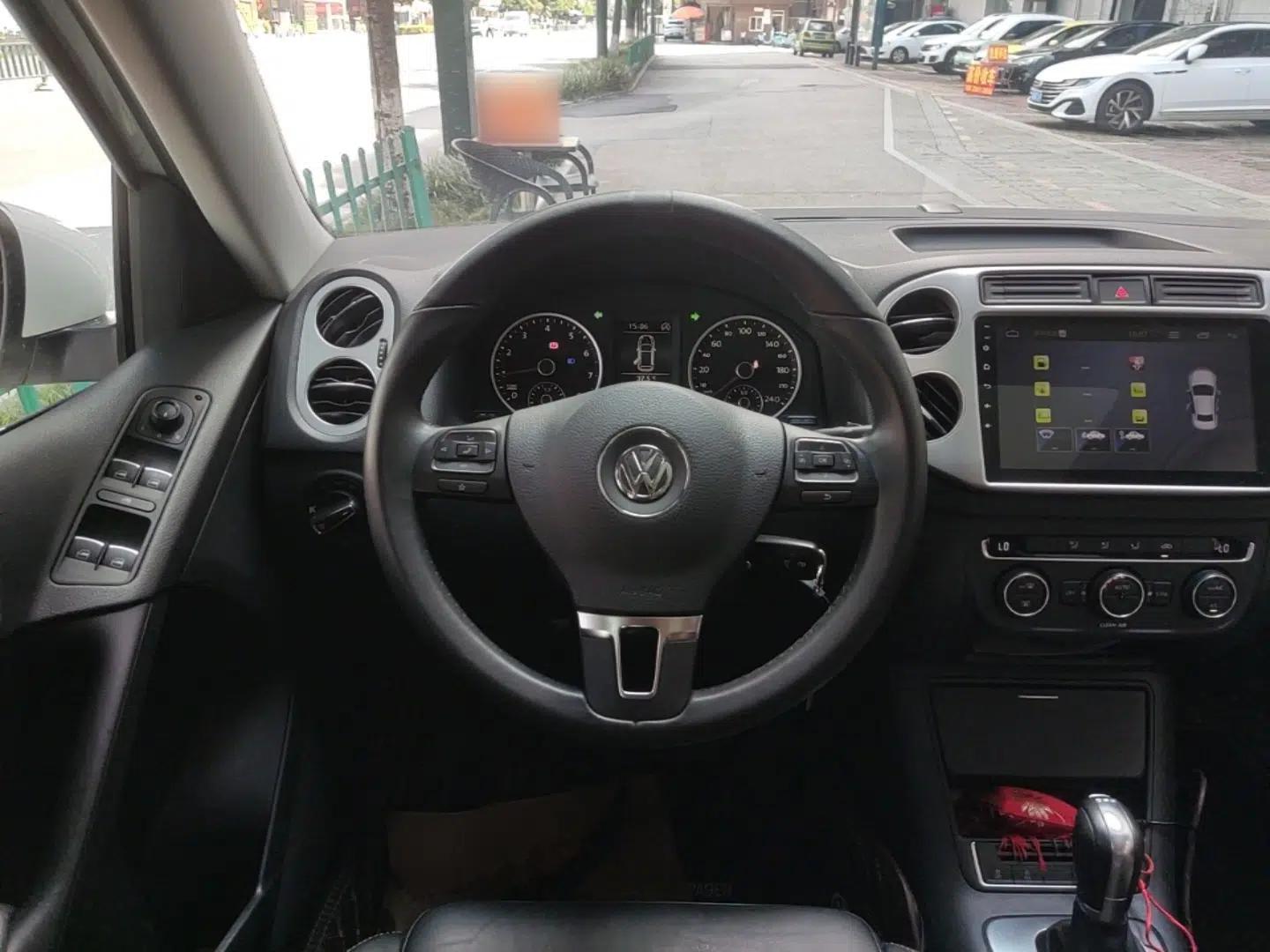 Volkswagen Tiguan 2016 280TSI Automatic Two-Wheel Drive Silk Road Comfort Edition — миниатюра 13