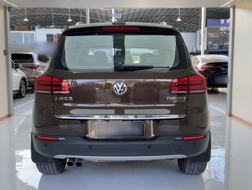 Volkswagen Tiguan 2016 300TSI Automatic All-Wheel Drive Luxury Edition — миниатюра 19