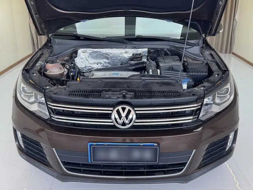 Volkswagen Tiguan 2016 300TSI Automatic All-Wheel Drive Luxury Edition — миниатюра 21