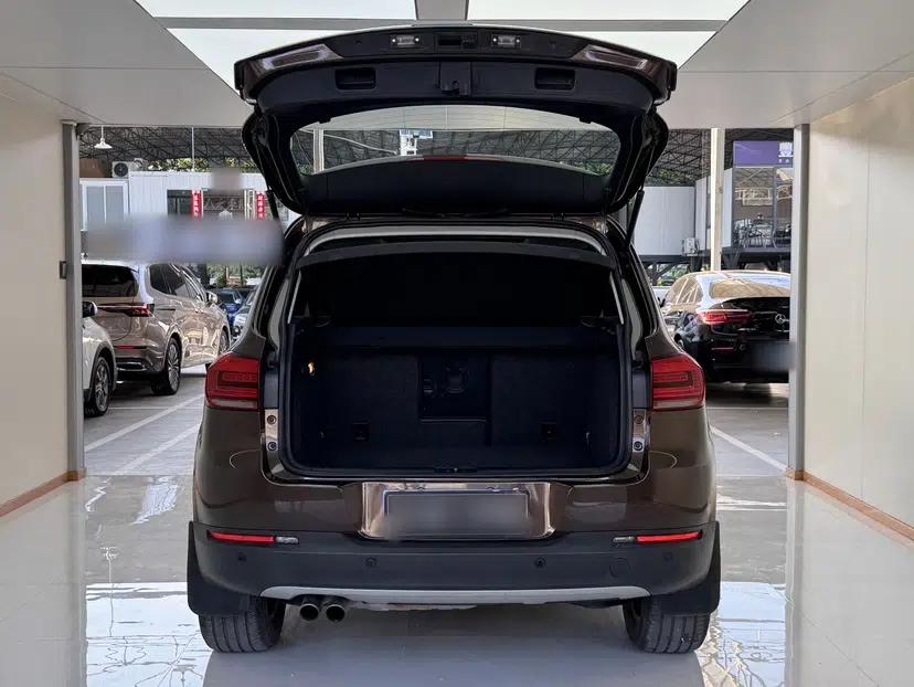 Volkswagen Tiguan 2016 300TSI Automatic All-Wheel Drive Luxury Edition — миниатюра 33
