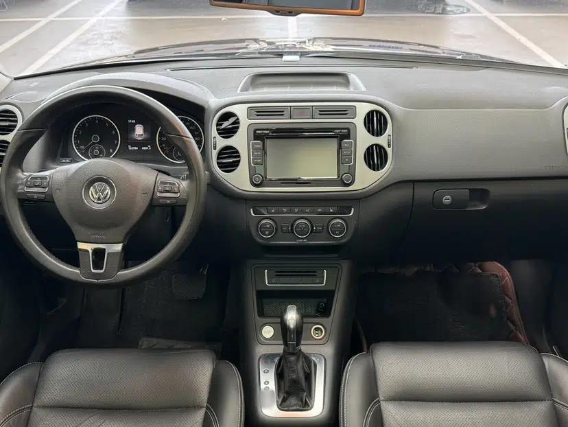 Volkswagen Tiguan 2016 300TSI Automatic All-Wheel Drive Luxury Edition — миниатюра 38