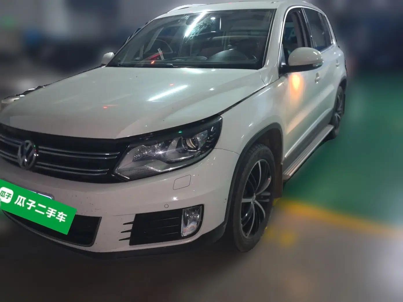 Volkswagen Tiguan 2015 2.0 TSI Automatic All-Wheel Drive Flagship Edition — миниатюра 1