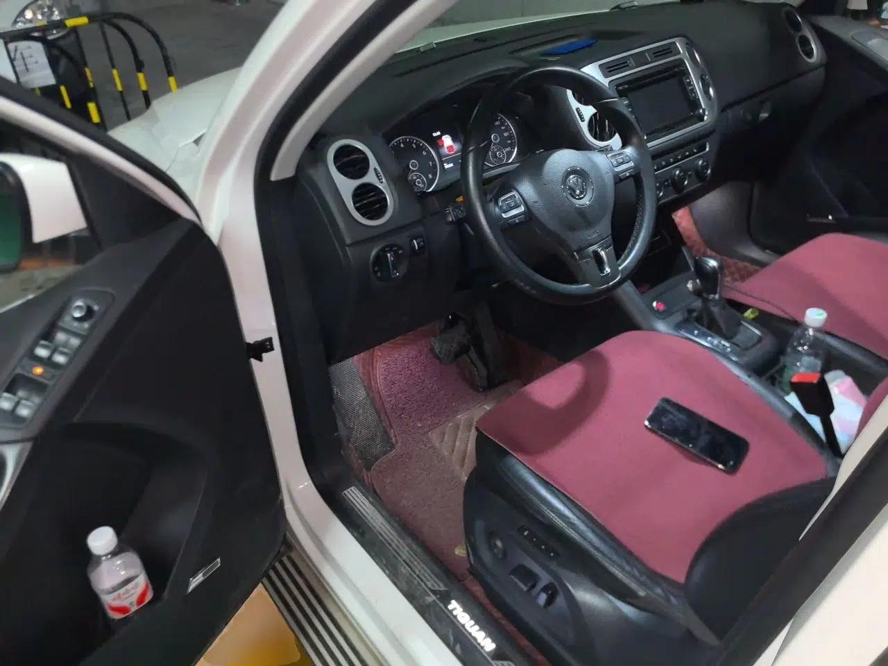 Volkswagen Tiguan 2015 2.0 TSI Automatic All-Wheel Drive Flagship Edition — миниатюра 16