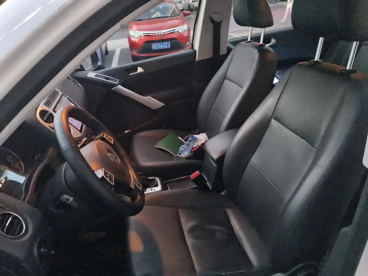 Volkswagen Tiguan 2016 280TSI Automatic Two-Wheel-Drive Silk Road Style Edition — миниатюра 15