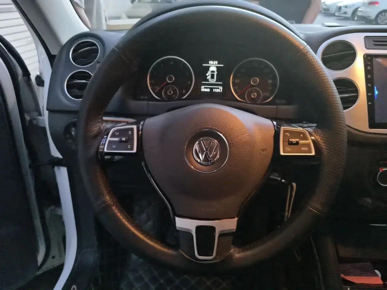 Volkswagen Tiguan 2016 280TSI Automatic Two-Wheel-Drive Silk Road Style Edition — миниатюра 10