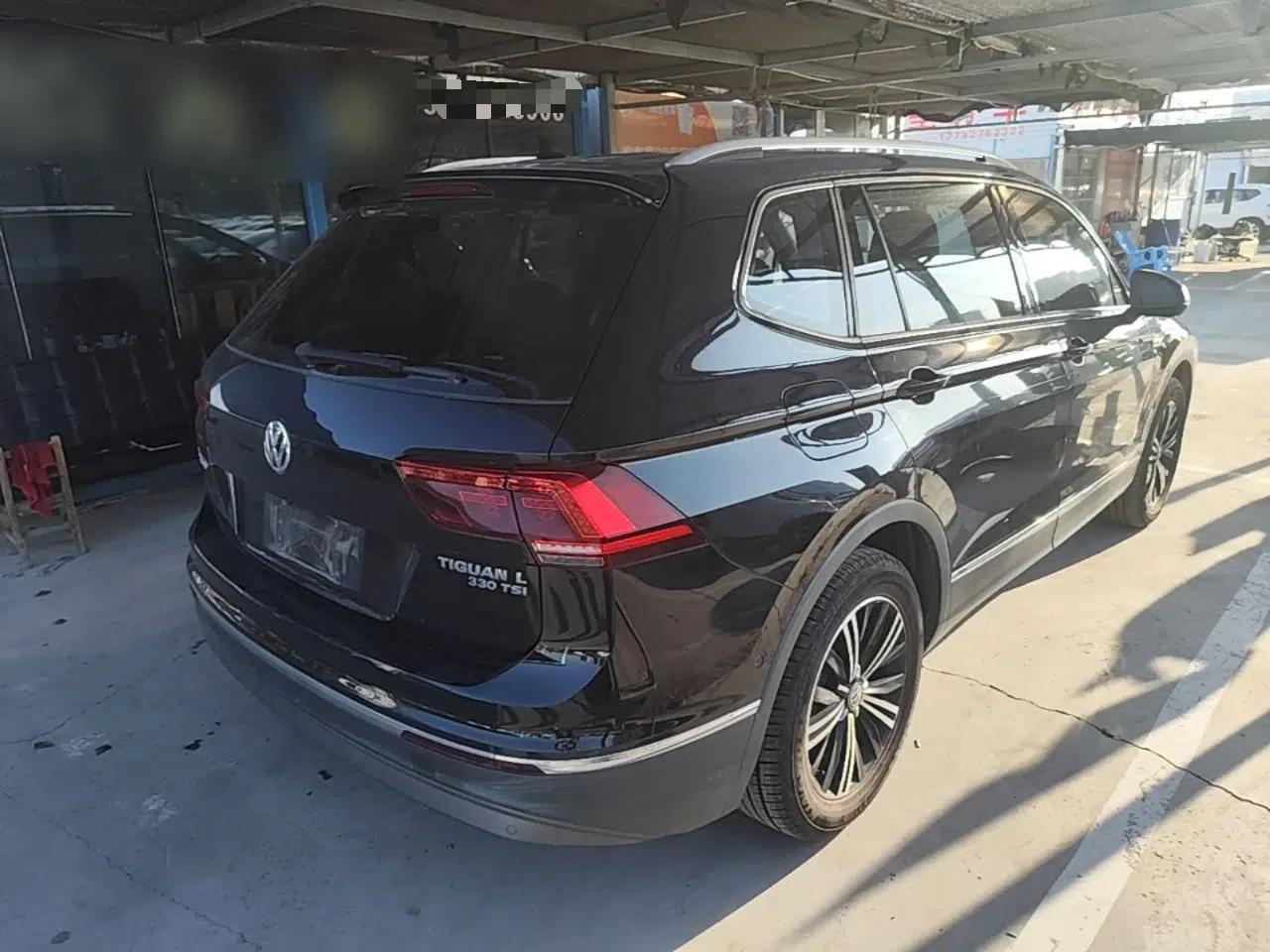 Volkswagen Tiguan L 2018 Revised 330TSI Automatic Two-Wheel Drive Flagship Edition — миниатюра 6