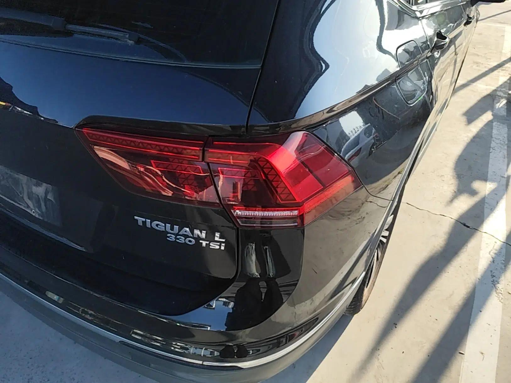 Volkswagen Tiguan L 2018 Revised 330TSI Automatic Two-Wheel Drive Flagship Edition — миниатюра 9