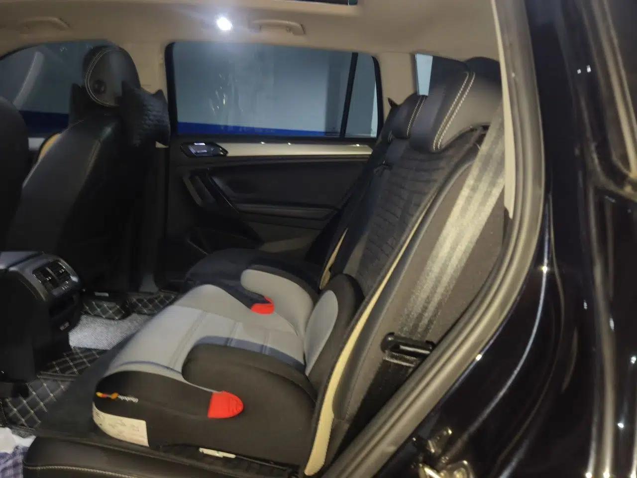 Volkswagen Tiguan L 2018 380TSI Automatic All-Wheel Drive Luxury Edition — миниатюра 17