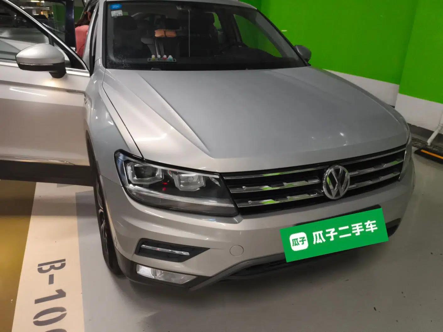 Volkswagen Tiguan L 2018 330TSI Automatic Two-Wheel Drive Luxury Edition — миниатюра 7