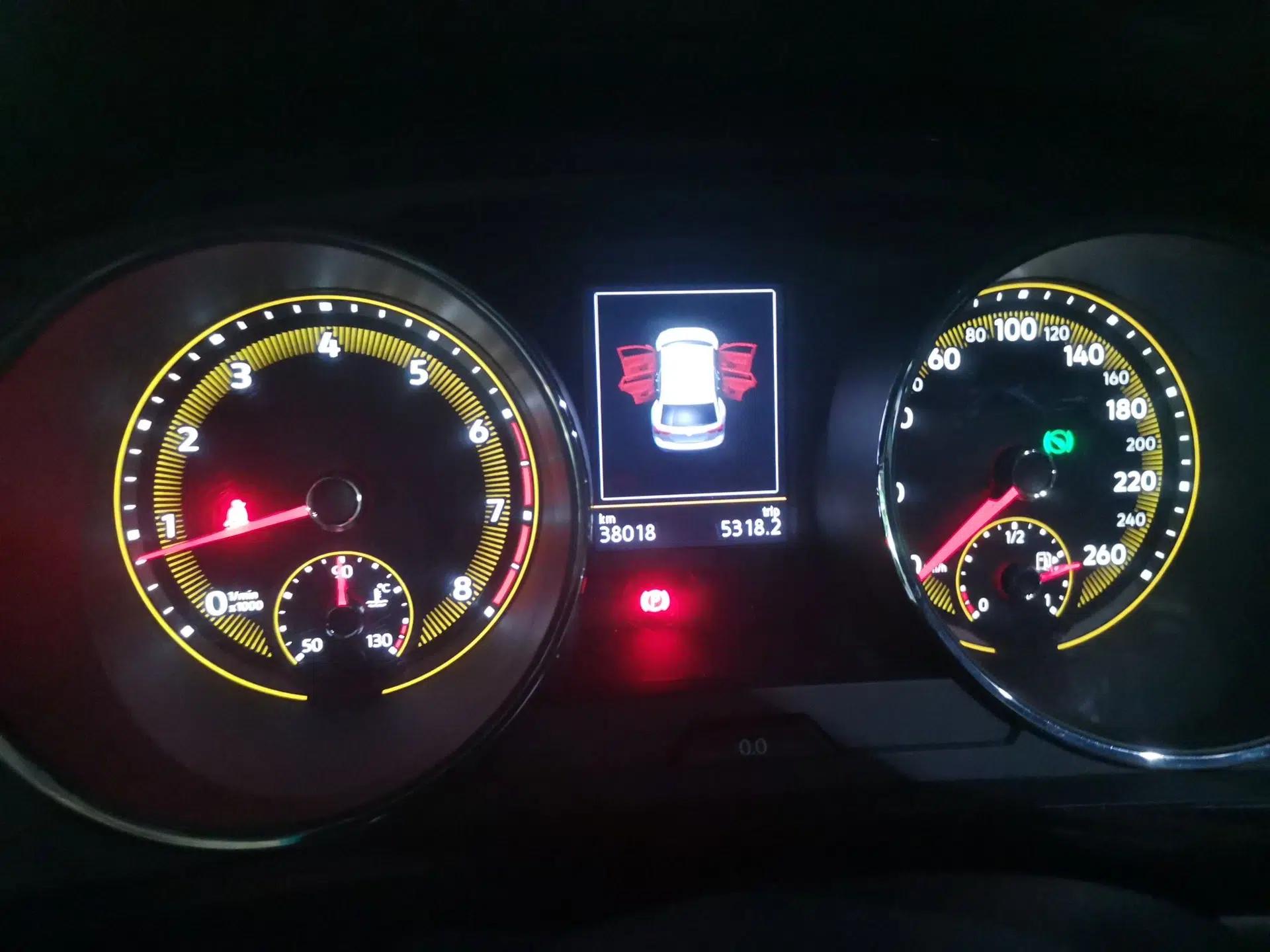 Volkswagen Tiguan L 2019 Updated Version 330TSI Automatic Two-Wheel Drive Panoramic Comfort Edition China VI Standard — миниатюра 11