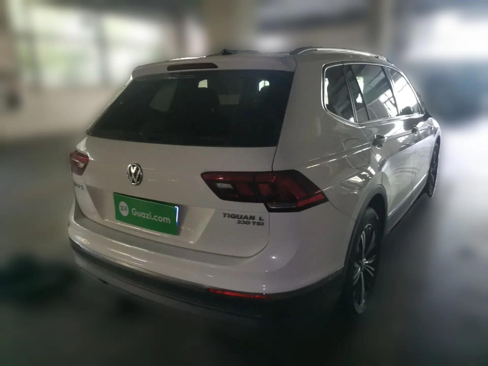 Volkswagen Tiguan L 2019 Updated Version 330TSI Automatic Two-Wheel Drive Panoramic Comfort Edition China VI Standard — миниатюра 6