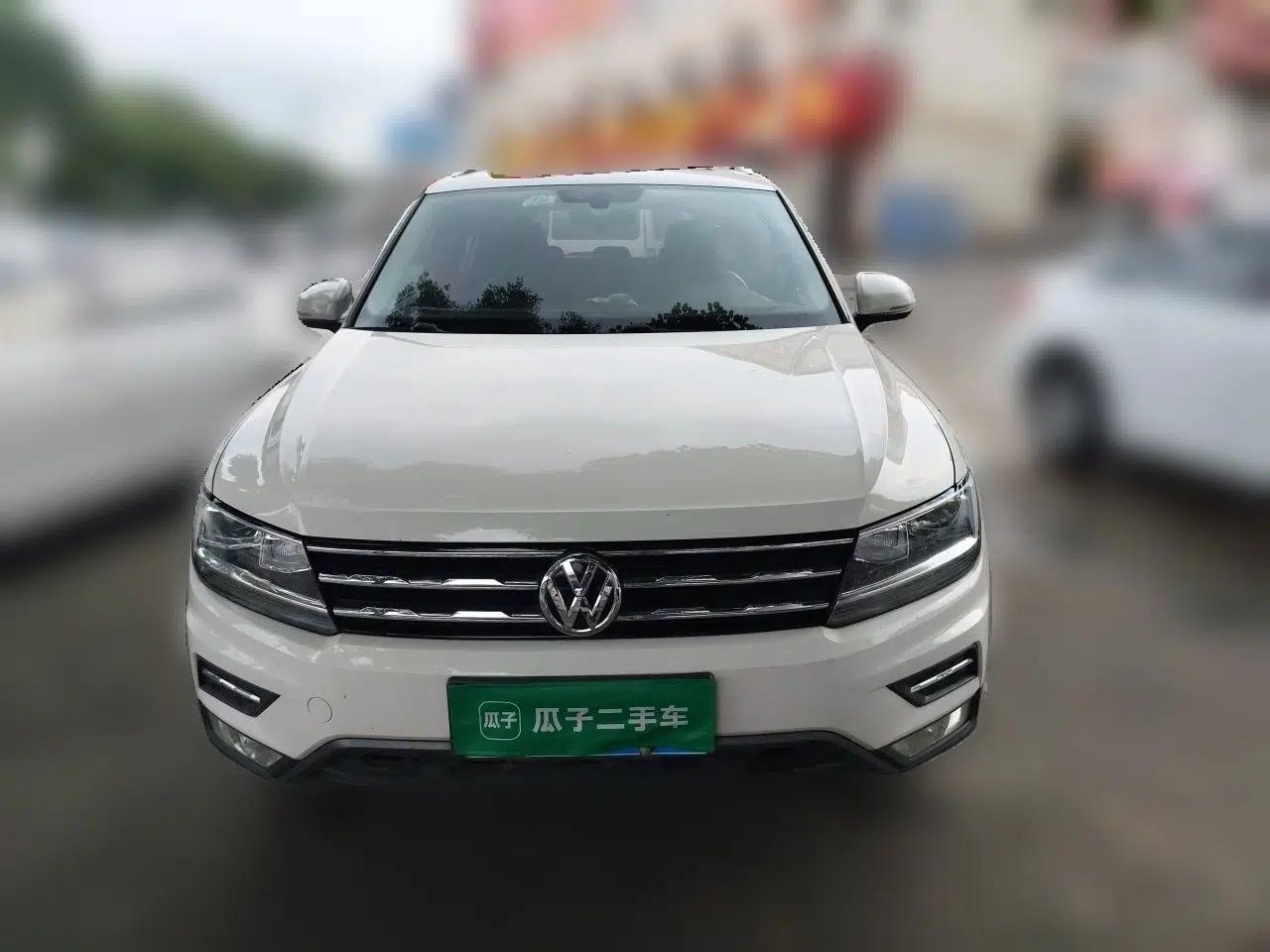 Volkswagen Tiguan L 2019 330TSI Automatic Two-Wheel Drive Smart Luxury Version China VI Standard — миниатюра 2