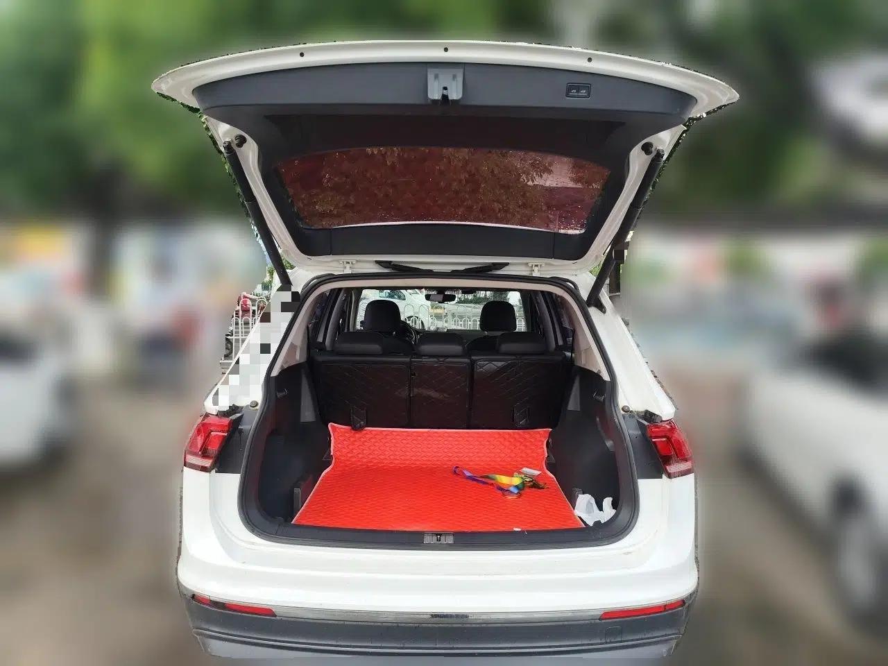 Volkswagen Tiguan L 2019 330TSI Automatic Two-Wheel Drive Smart Luxury Version China VI Standard — миниатюра 19