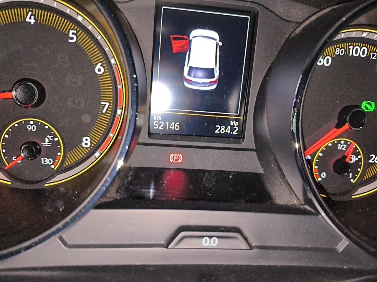 Volkswagen Tiguan L 2020 330TSI Automatic Two-Wheel Drive Smart Luxury Edition China VI Standard — миниатюра 11