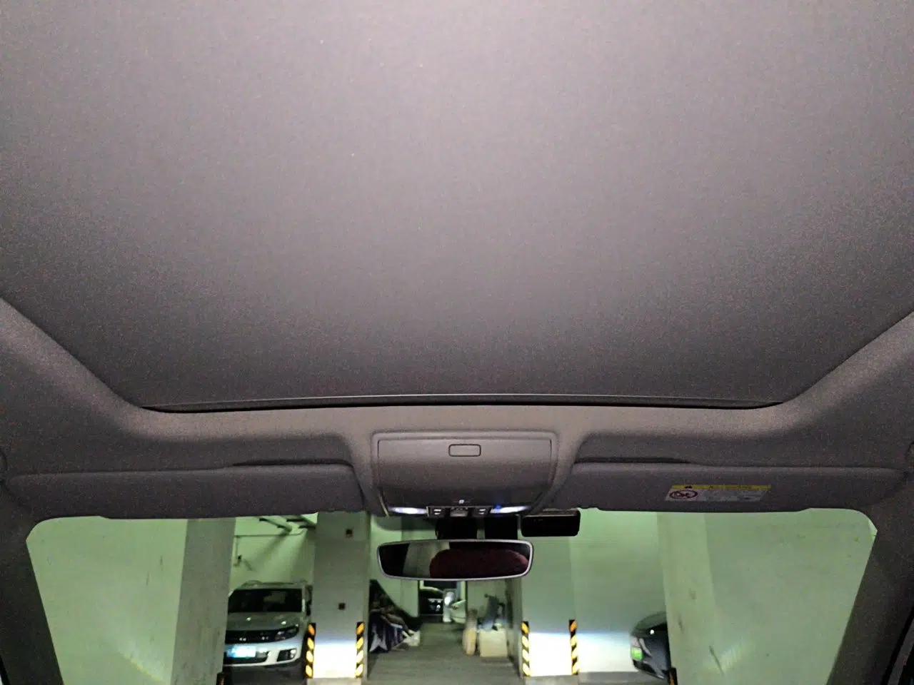 Volkswagen Tiguan L 2020 330TSI Automatic Two-Wheel Drive Smart Luxury Edition China VI Standard — миниатюра 15