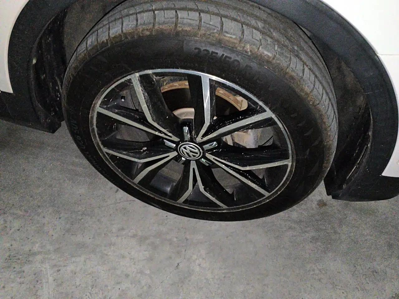 Volkswagen Tiguan L 2020 330TSI Automatic Two-Wheel Drive Smart Luxury Edition China VI Standard — миниатюра 8