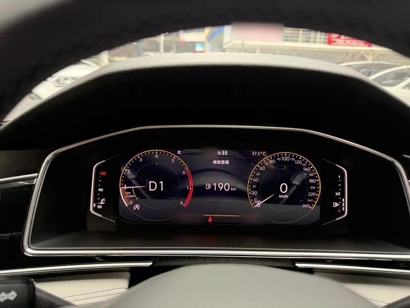 Volkswagen Tiguan L 2025 Model, Outstanding Version, 300TSI Automatic Two-Wheel Drive Longteng Edition — миниатюра 20