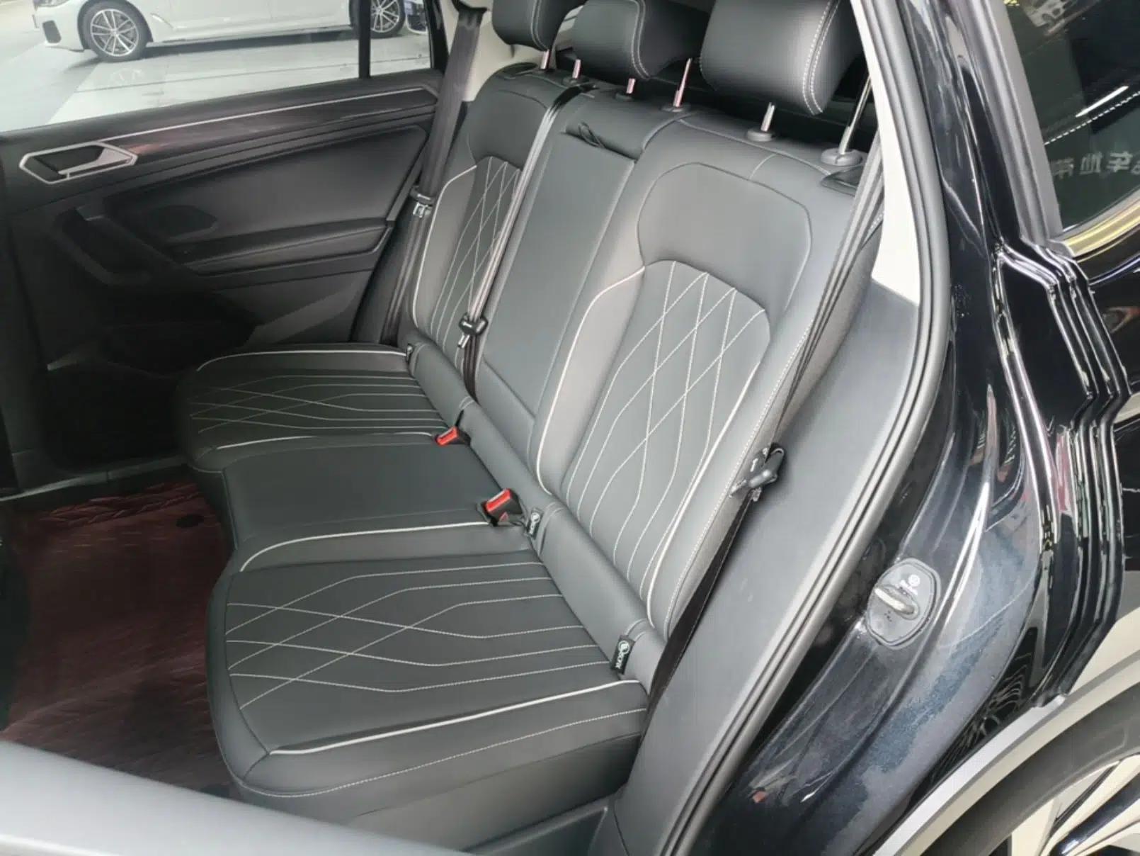 Volkswagen Tiguan L 2025 Model, Outstanding Version, 300TSI Automatic Two-Wheel Drive Longteng Edition — миниатюра 26