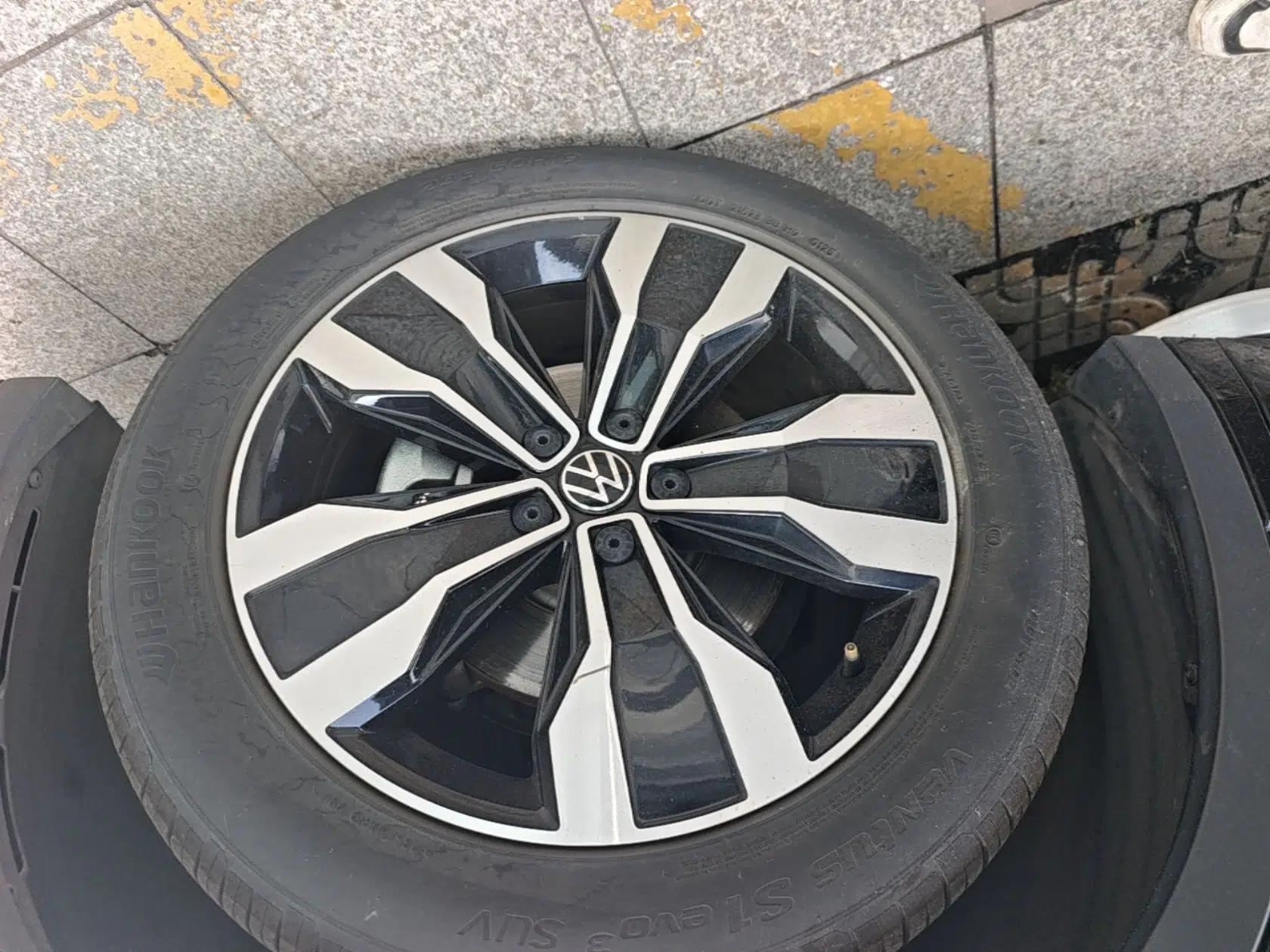 Volkswagen Tiguan L 2024 330TSI Automatic Two-Wheel Drive R-Line Enhanced Edition — миниатюра 11