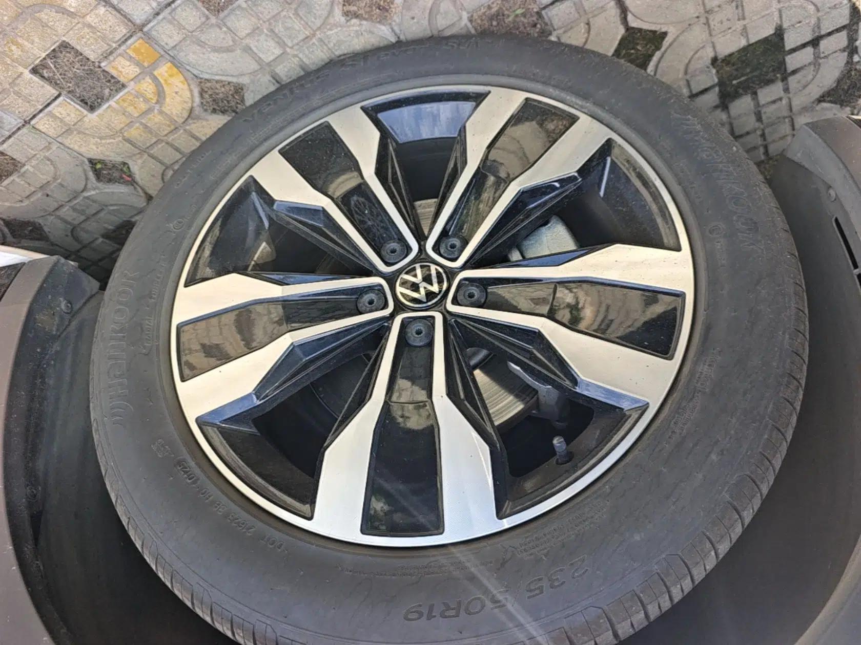 Volkswagen Tiguan L 2024 330TSI Automatic Two-Wheel Drive R-Line Enhanced Edition — миниатюра 10