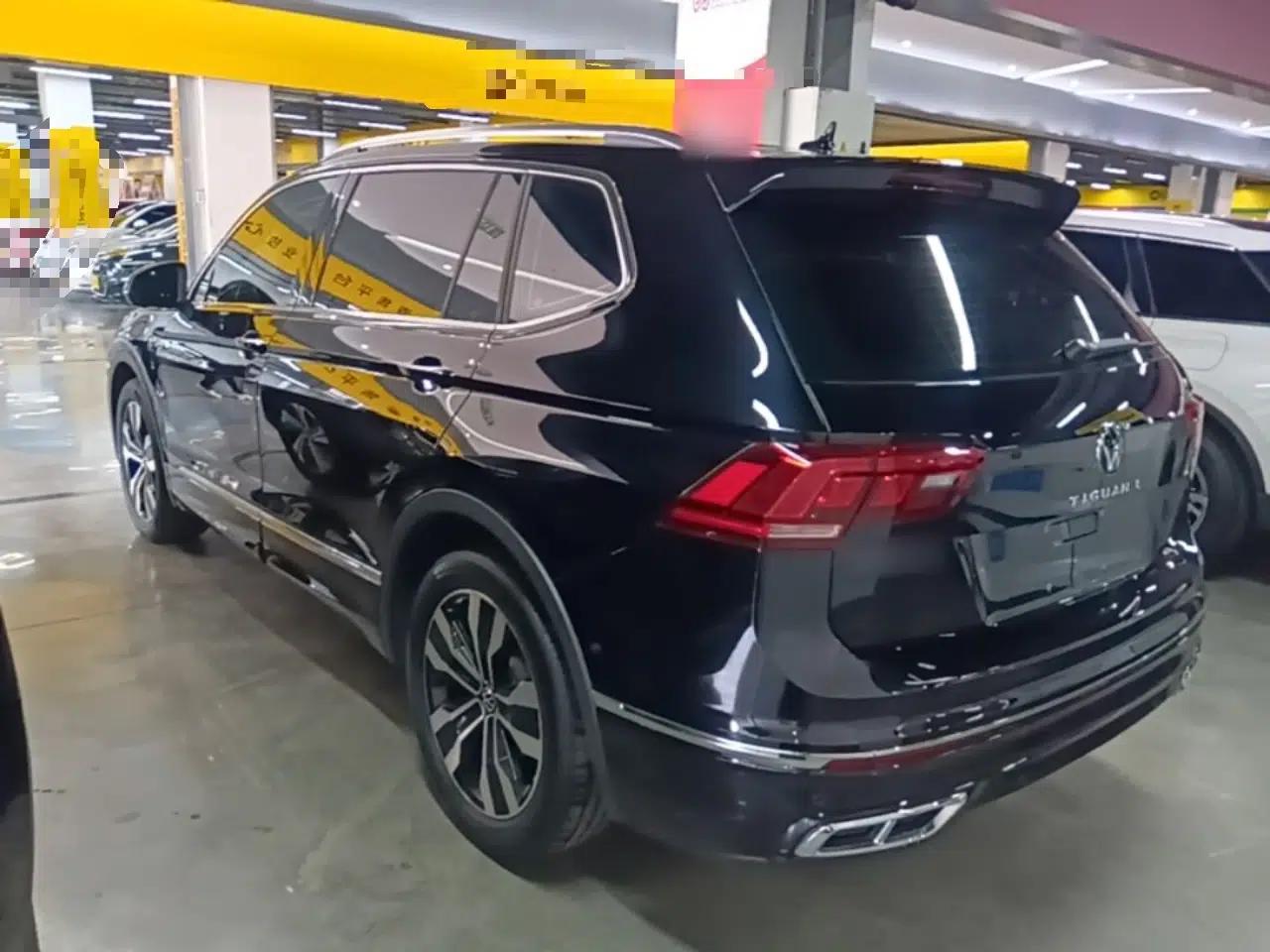 Volkswagen Tiguan L 2025 Model Outstanding Version 330TSI Automatic Two-Wheel Drive R-Line Longyao Edition — миниатюра 13