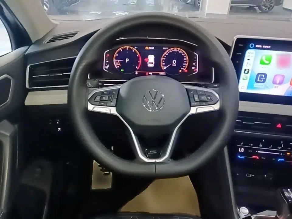 Volkswagen Tiguan L 2025 Model Outstanding Version 330TSI Automatic Two-Wheel Drive R-Line Longyao Edition — миниатюра 18