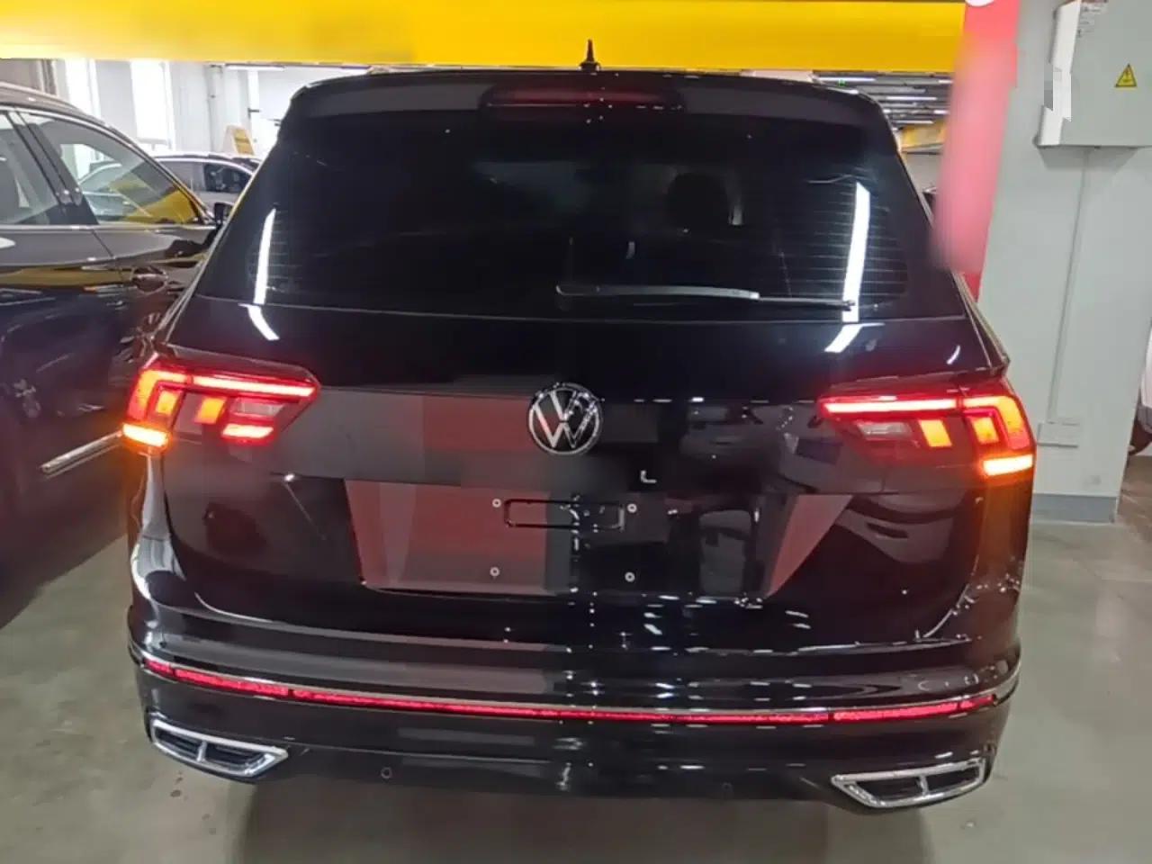 Volkswagen Tiguan L 2025 Model Outstanding Version 330TSI Automatic Two-Wheel Drive R-Line Longyao Edition — миниатюра 5