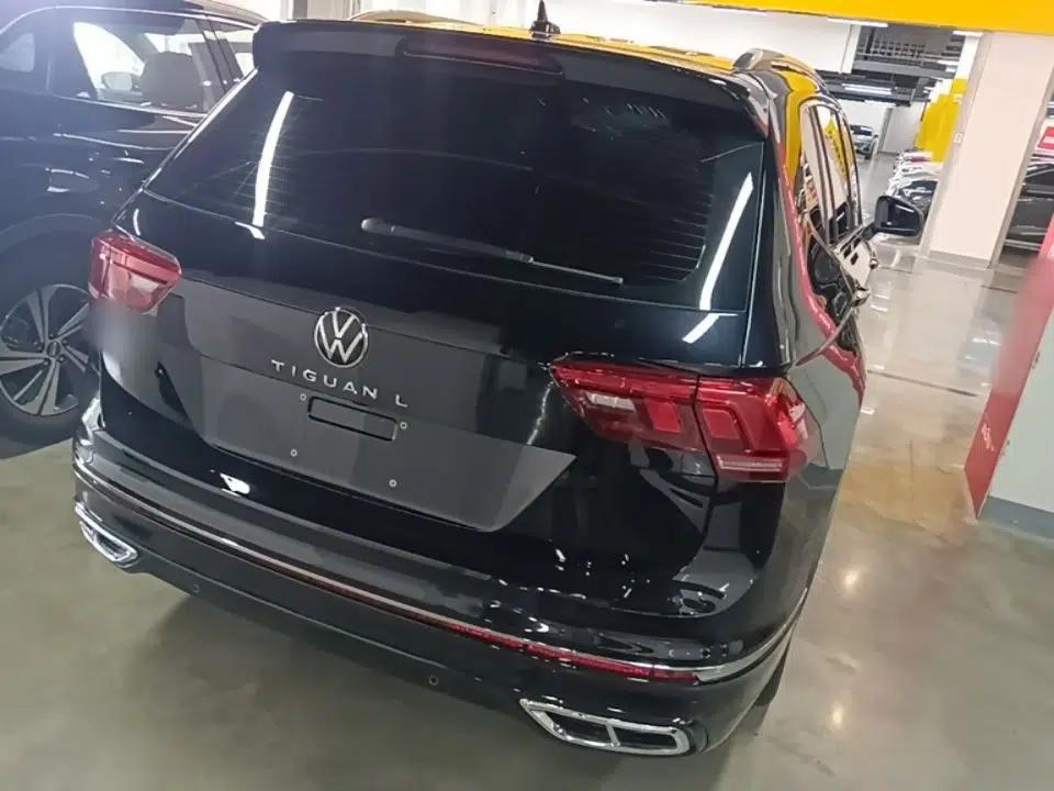 Volkswagen Tiguan L 2025 Model Outstanding Version 330TSI Automatic Two-Wheel Drive R-Line Longyao Edition — миниатюра 6