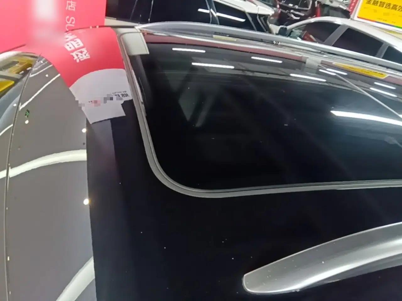 Volkswagen Tiguan L 2025 Model Outstanding Version 330TSI Automatic Two-Wheel Drive R-Line Longyao Edition — миниатюра 7