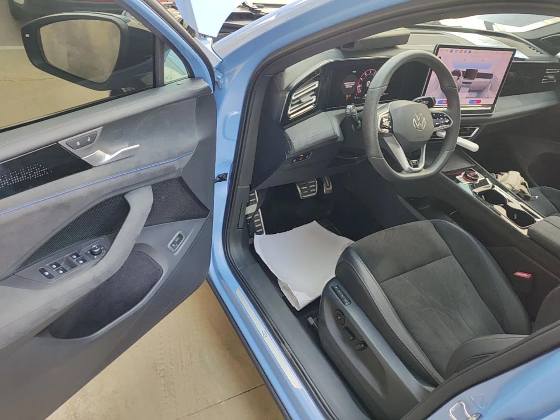Volkswagen Tiguan L 2024 PRO 380TSI Four-Wheel Drive R-Line Prestige Edition — миниатюра 18