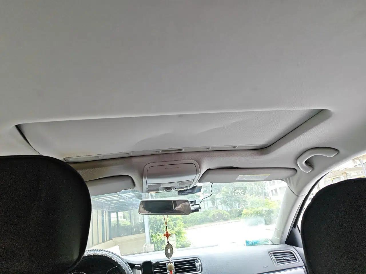 Volkswagen Sagitar 2015 230TSI Automatic Comfort Version — миниатюра 18