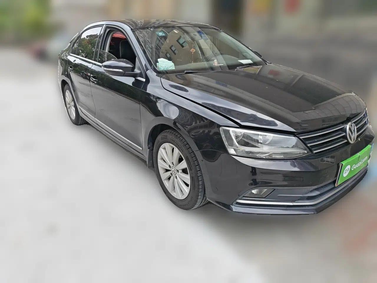 Volkswagen Sagitar 2015 230TSI Automatic Comfort Version — миниатюра 3