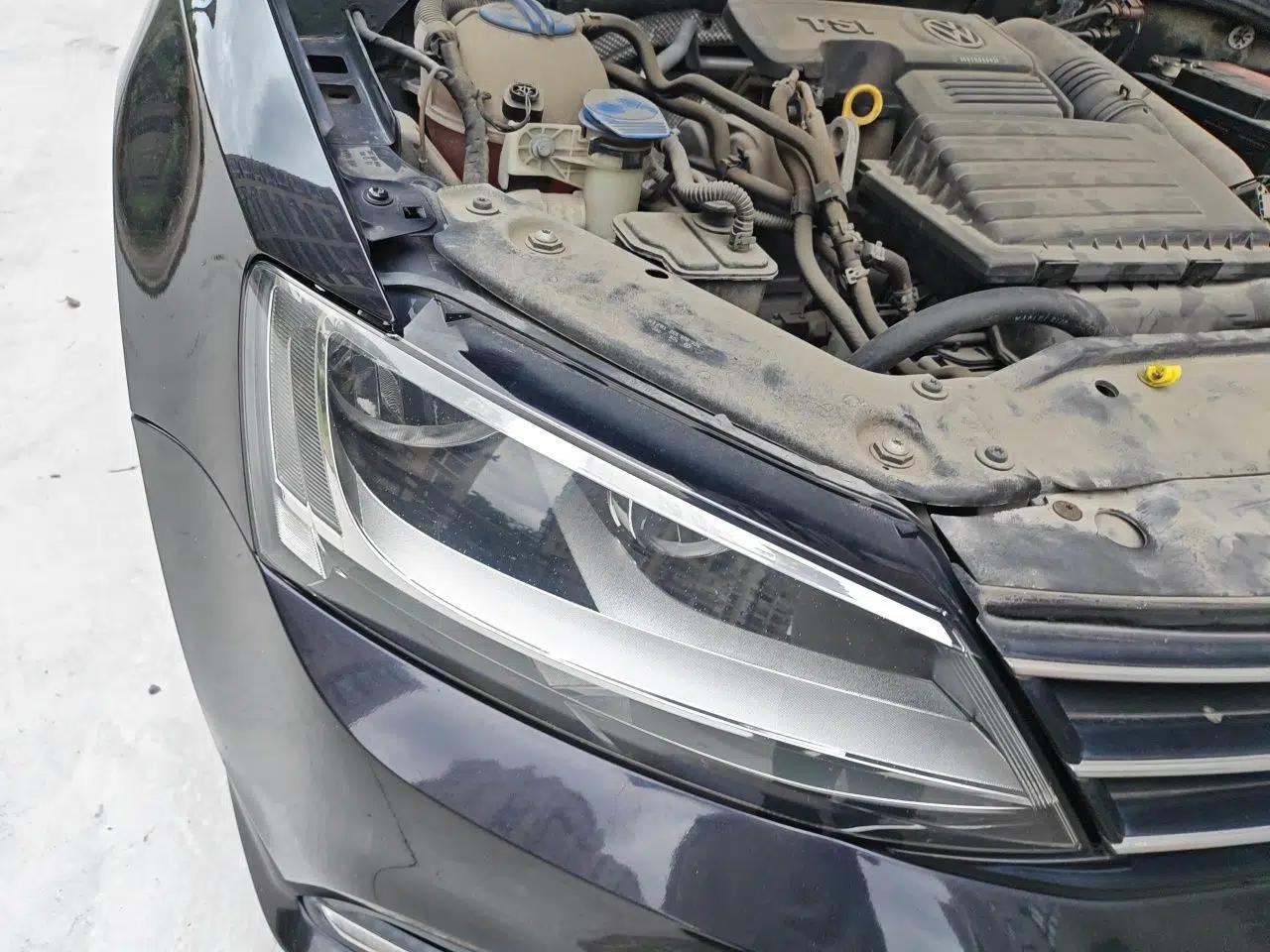 Volkswagen Sagitar 2015 230TSI Automatic Comfort Version — миниатюра 7