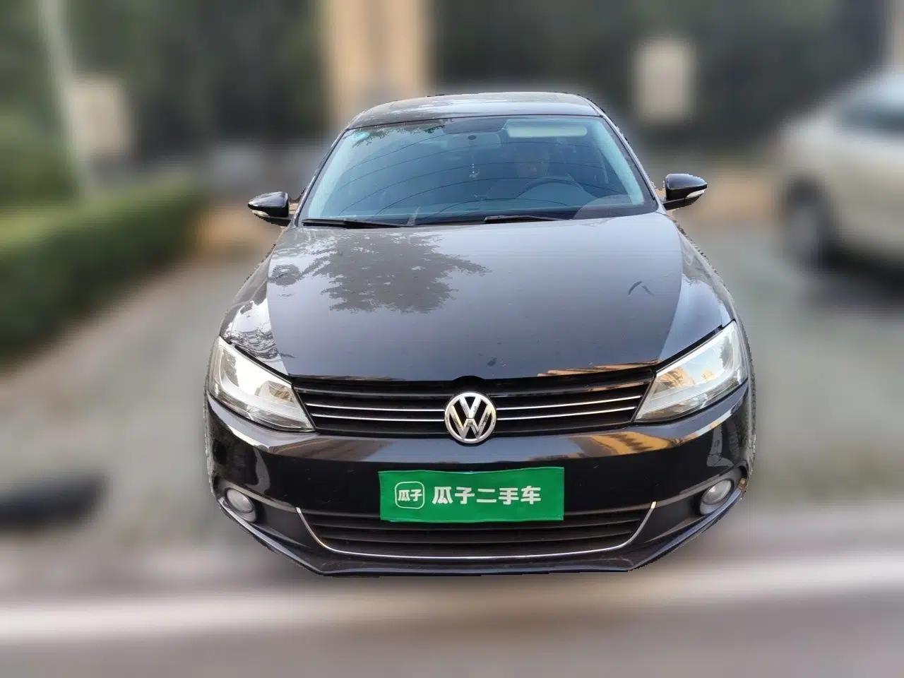 Volkswagen Sagitar 2014 1.4TSI Automatic Luxury Model — миниатюра 2