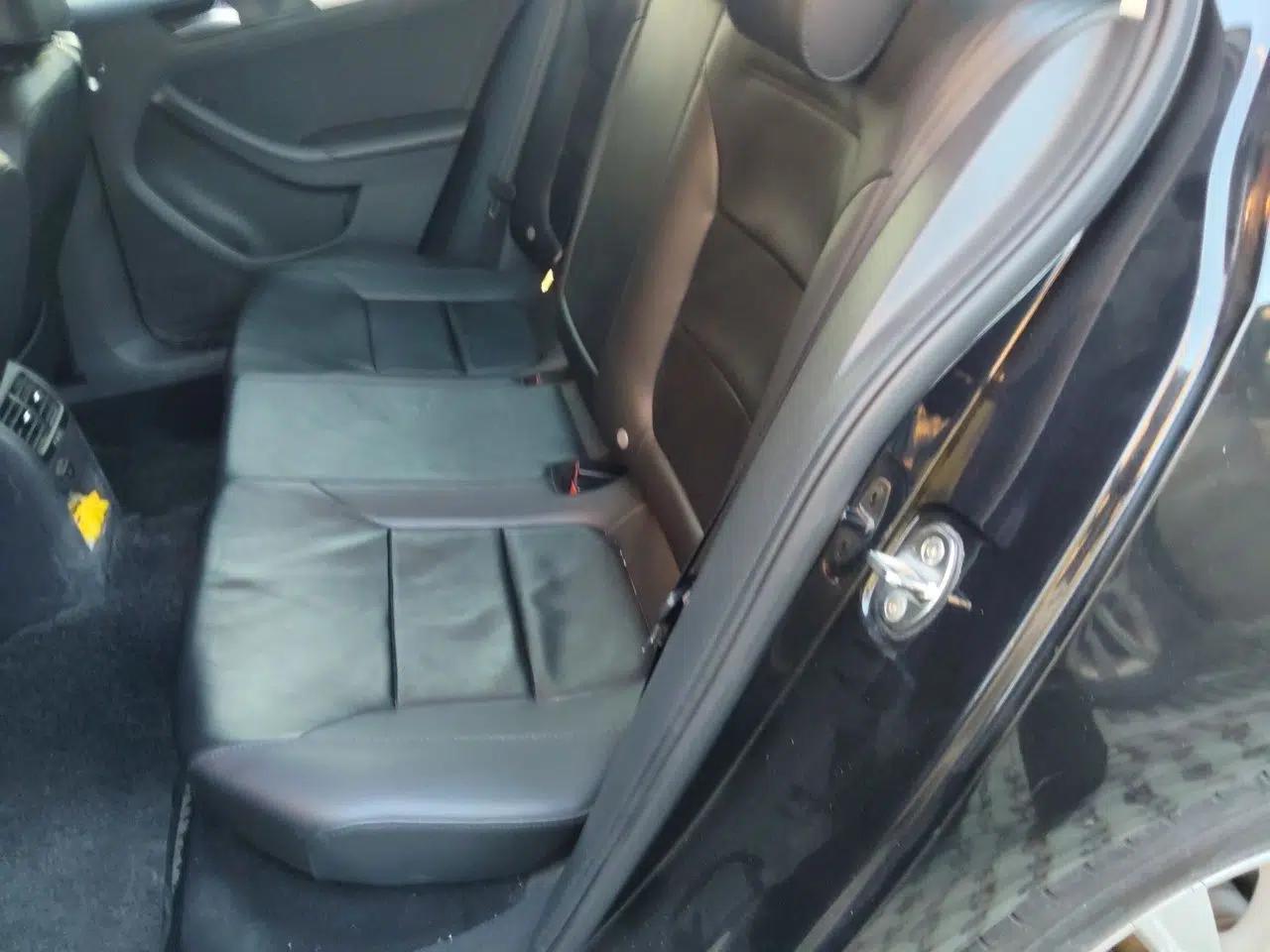 Volkswagen Sagitar 2014 1.4TSI Automatic Luxury Model — миниатюра 17