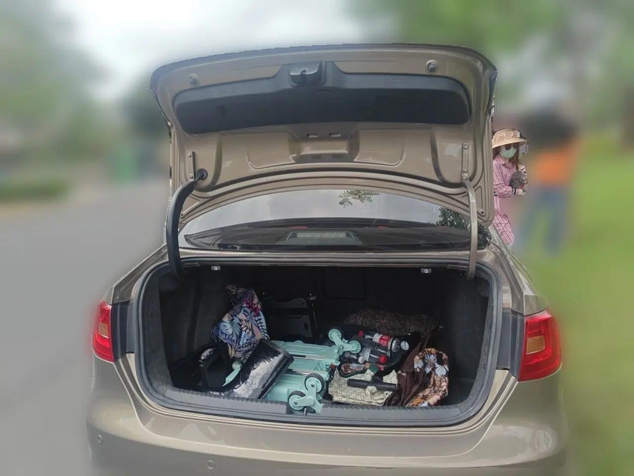 Volkswagen Sagitar 2012 1.6L Automatic Fashion Edition — миниатюра 19