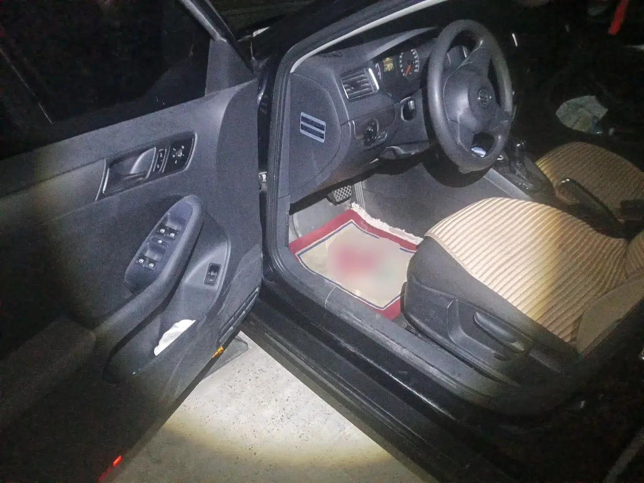 Volkswagen Sagitar 2012 1.6L Automatic Fashion Edition — миниатюра 16