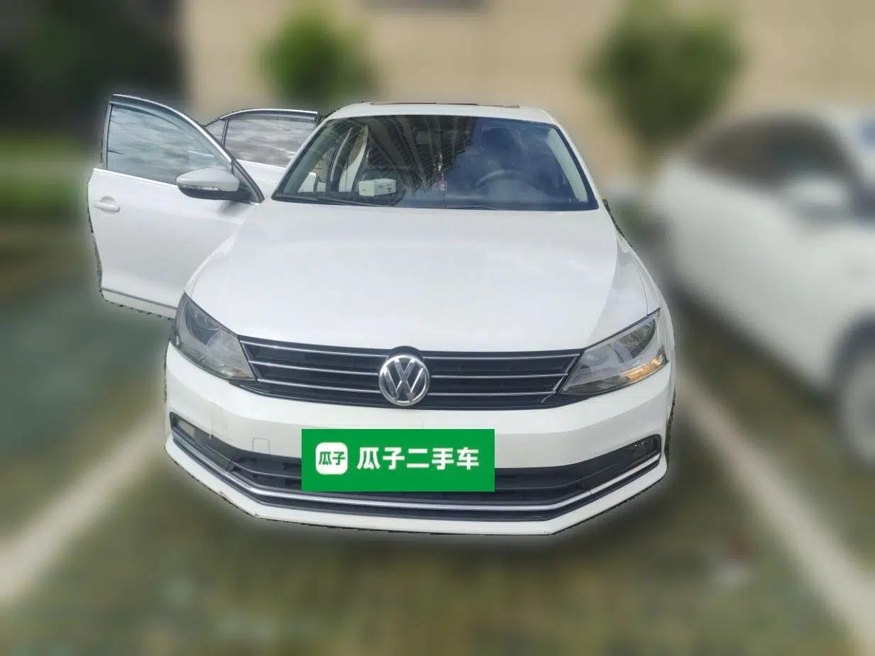 Volkswagen Sagitar 2018 1.6L Automatic Comfort Model — миниатюра 2